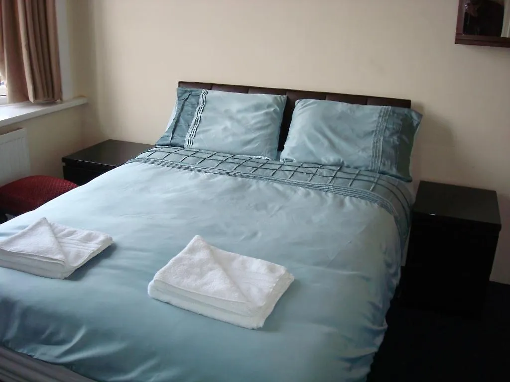 The Central Hotel London