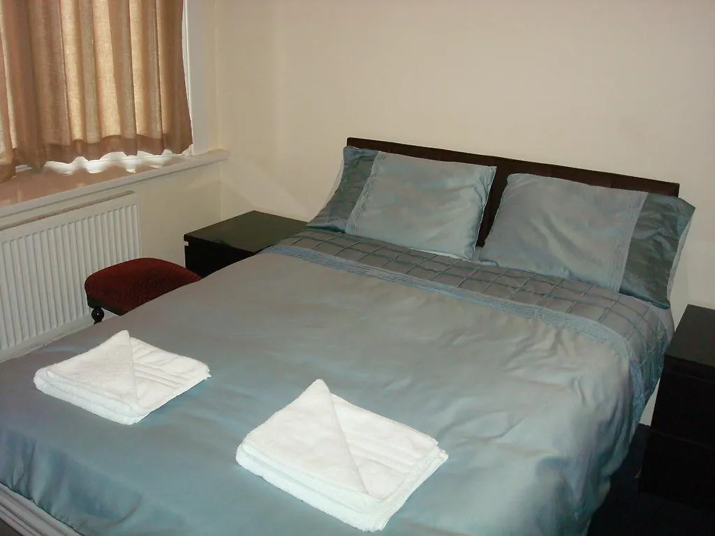 The Central Hotel London